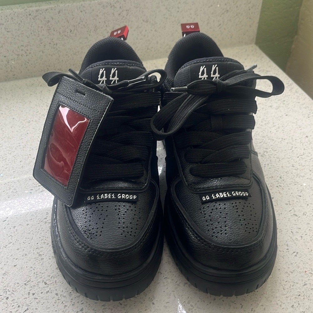 44 label group